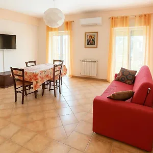 https://aunt-marias-appartament.sicilyhotelsitaly.net